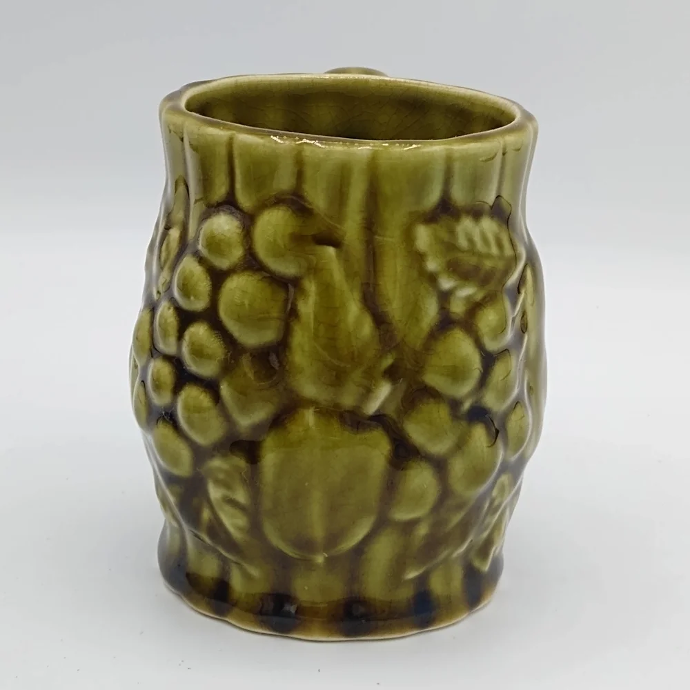 Japan Ceramic Embossed Relief Fruit Grapes Pears Avocado Green Tea Cup Mug Vtg